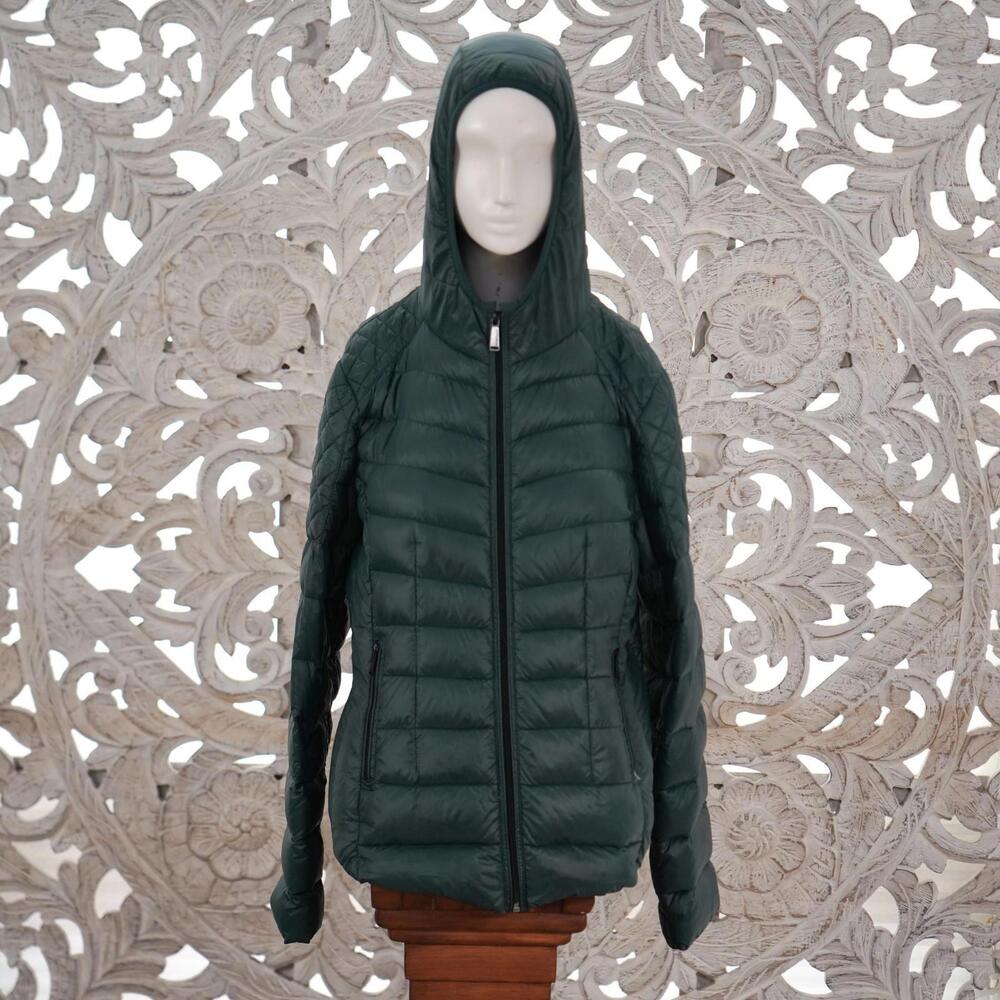 Bcbgeneration Green Ultra Lightweight Packable Do… - image 1